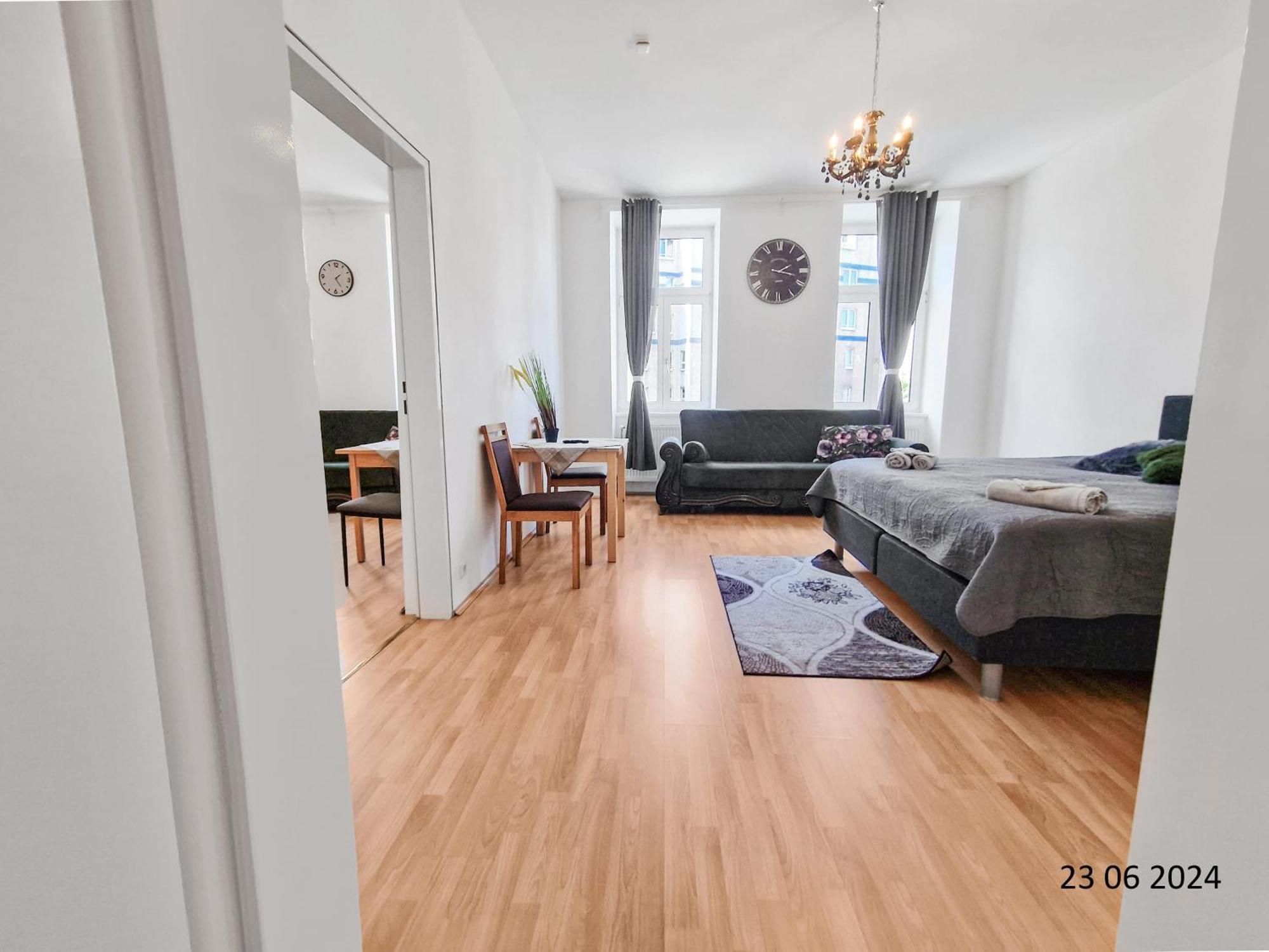 Elegant Three-Bedroom Suite Vienna Luaran gambar